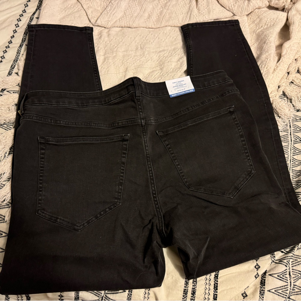 H&M Jegging, NWT Black jeans, 18